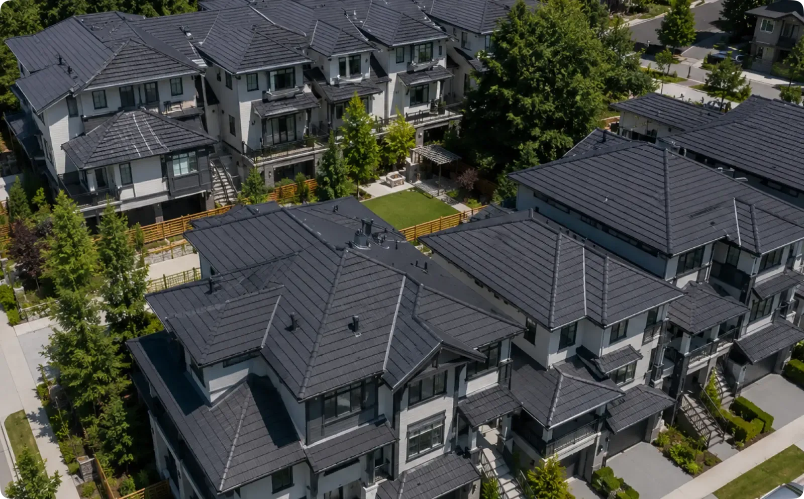 Asphalt roof installation in Vancouver