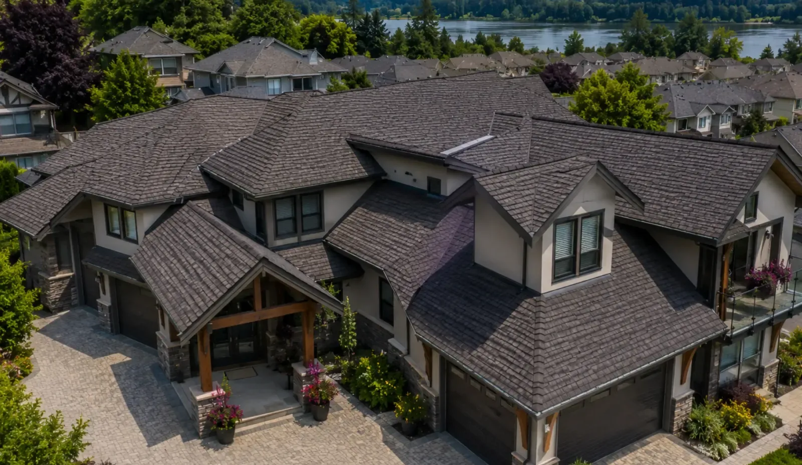 Asphalt shingles replacement in Abbotsford