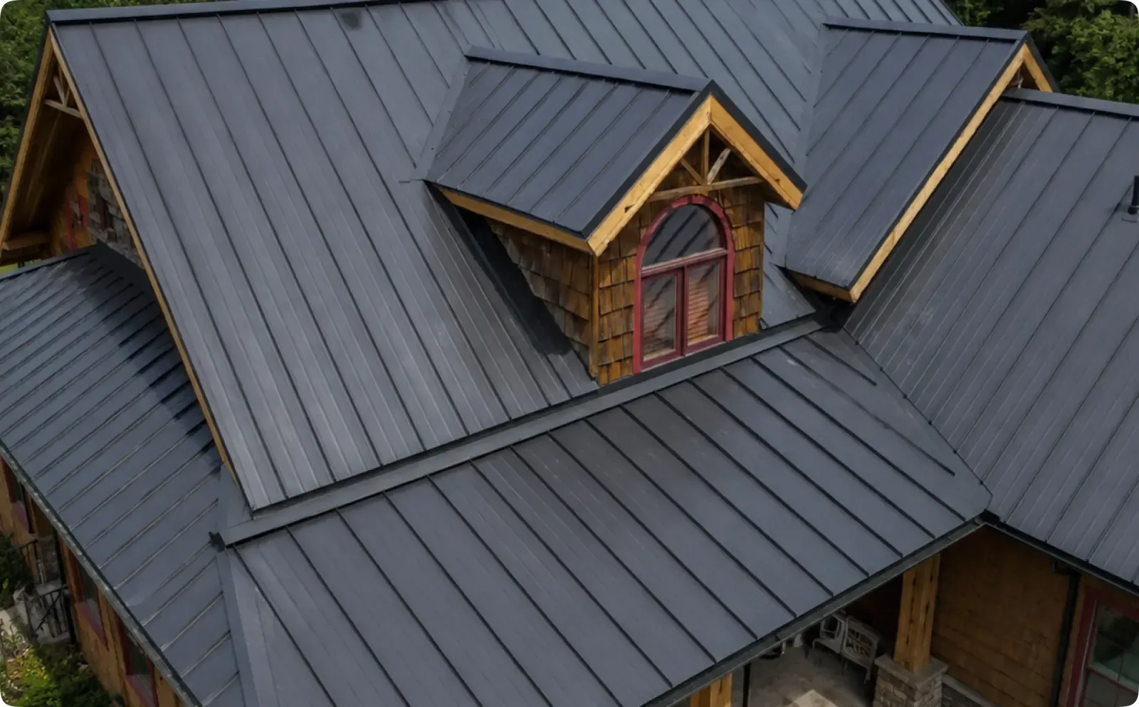 Metal roof installation in Abbotsford